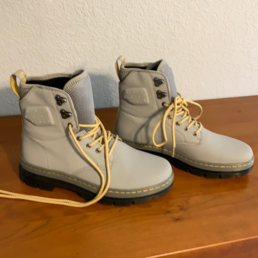 Dr. Martens Women's Quinton Fashion Boot